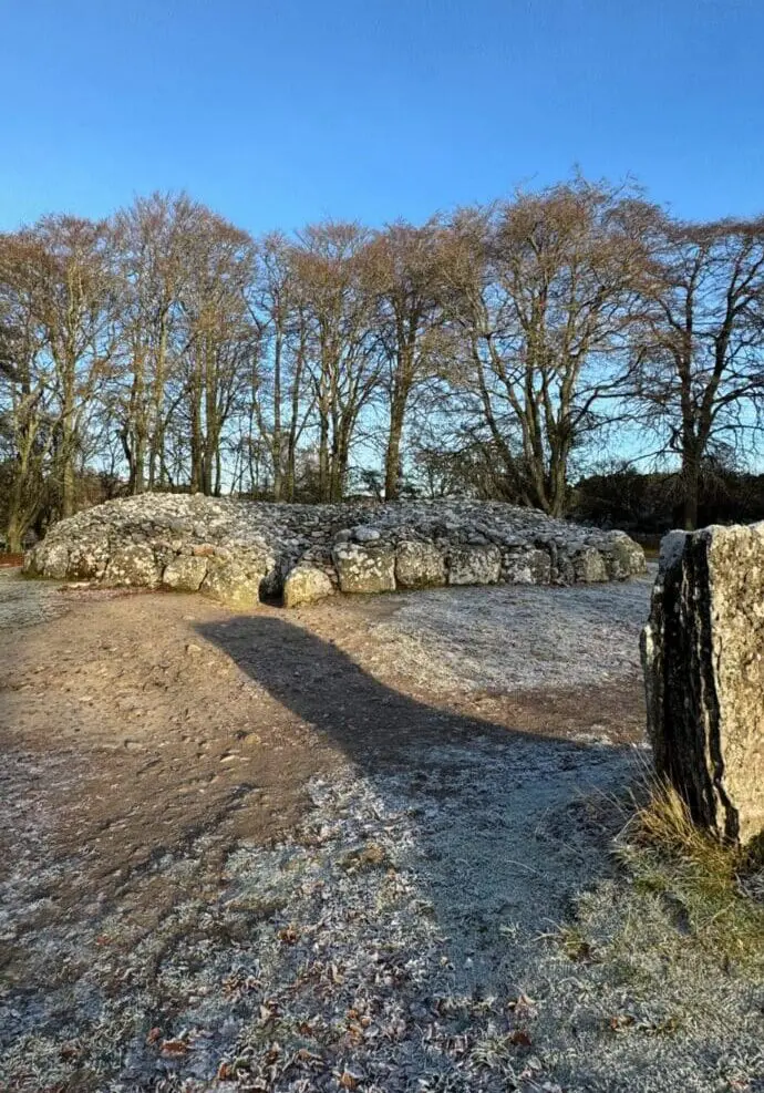 Clava Cairns - Balnuaran of Clava